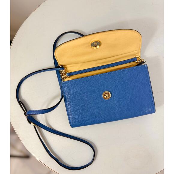 Periwinkle Nanette Lepore cross body small leather bag. Never used - Picture 3 of 10